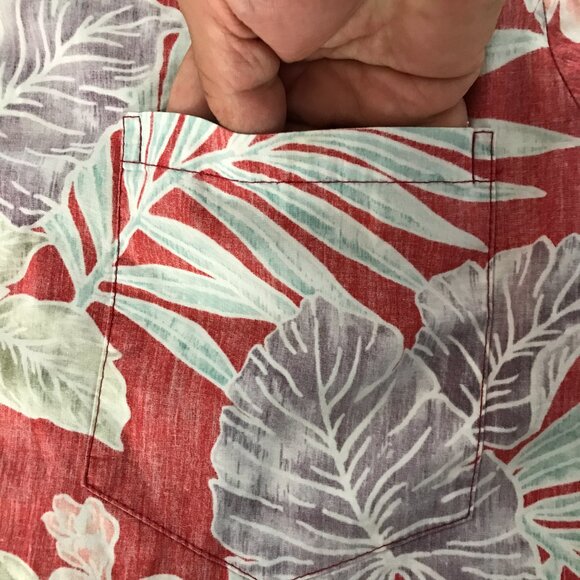 Bishop Street Hawaiian Shirt Men XL Red Flower 1/4 Button Up Pocket Pullover - Picture 10 of 11